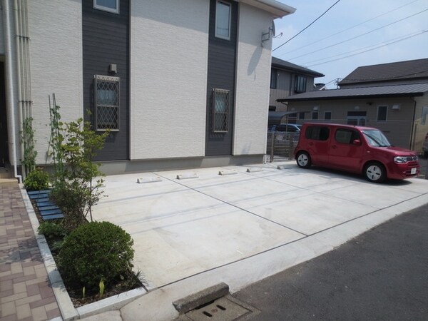 駐車場(★駐車場★)