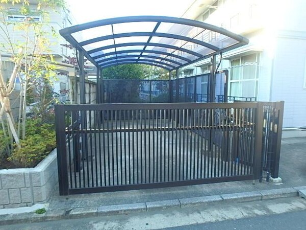 駐車場(駐車場)