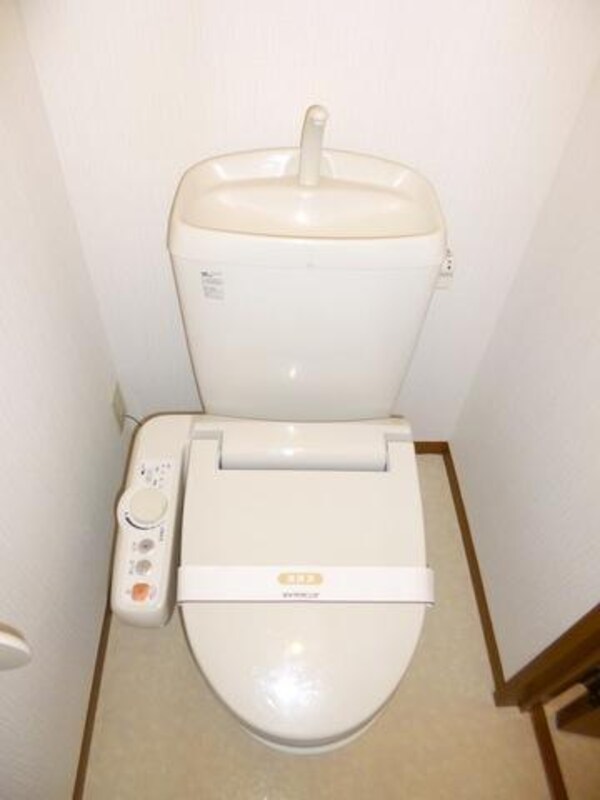 トイレ(★ウォシュレット付きトイレです★)