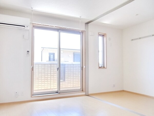 その他室内・内装(★エアコン・室内物干し完備★)
