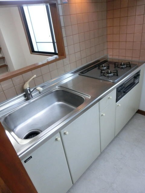 物件内観写真9　(★3口ガスシステムキッチン★)