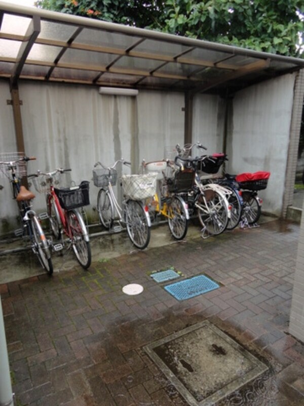 駐車場(★駐輪場です★)