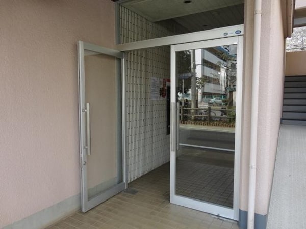 エントランス(エントランス)