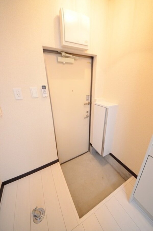 玄関(お部屋探しは株式会社　タウンハウジング　までお気軽にお問合…)