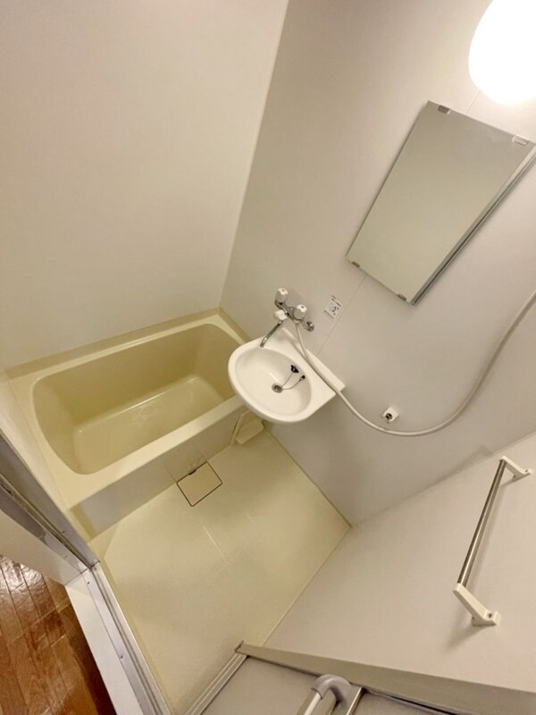 バス／シャワールーム等(バス／シャワールーム等)