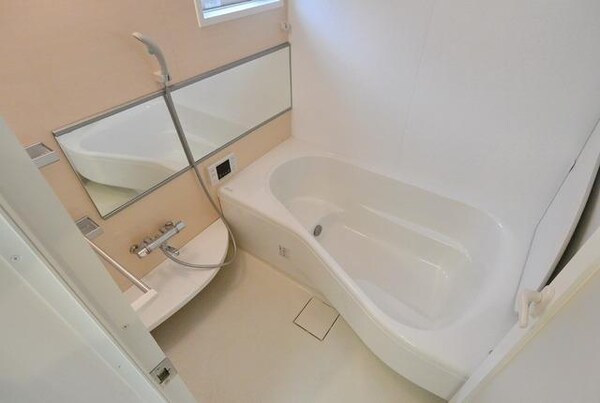 バス／シャワールーム等(★広いお風呂があります★)