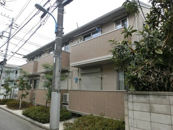 外観(閑静な住宅街にあります)