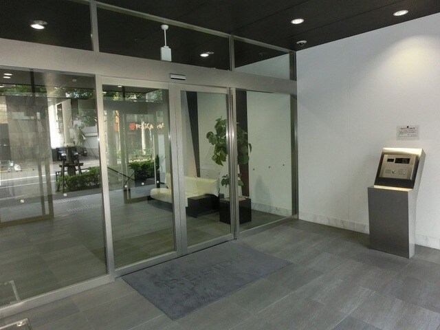 物件内観写真16　(☆オートロック☆宅配ＢＯＸあります☆)