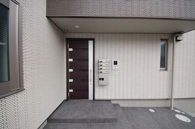 物件内観写真6　(★エントランス★)