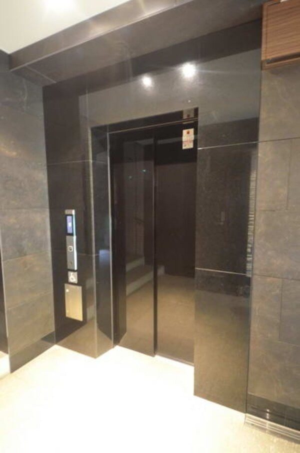 その他(☆エレベーター☆)