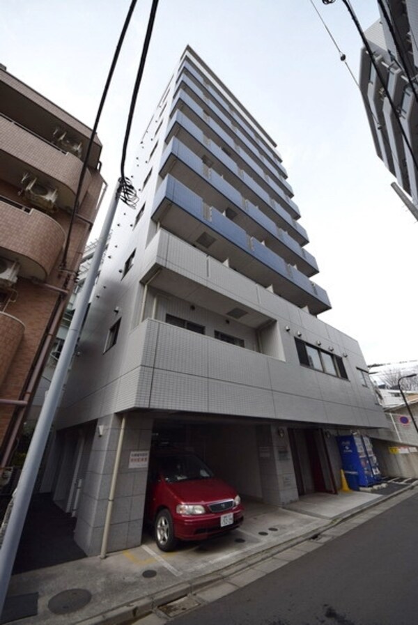 外観(★駅徒歩３分ほど★)