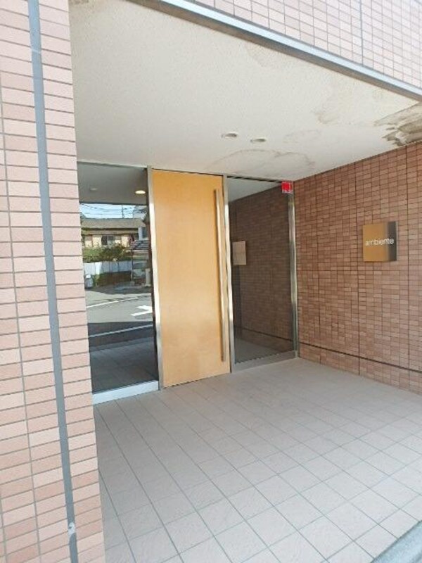 エントランス(エントランス)