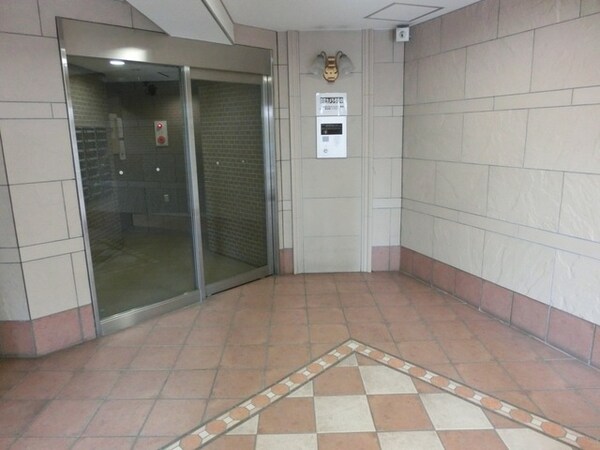 エントランス(オートロック付きのエントランス)