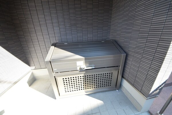 共有部分(★敷地内のゴミ捨て場です★)