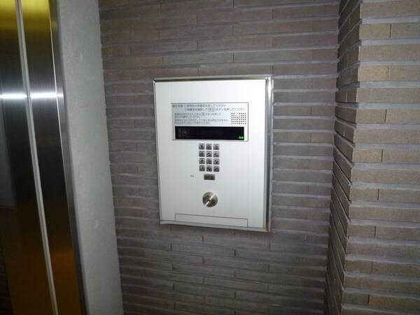 エントランス(★安心のオートロック付です★)