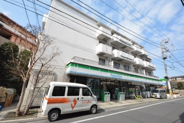 外観(★コンビニ併設で便利です★)