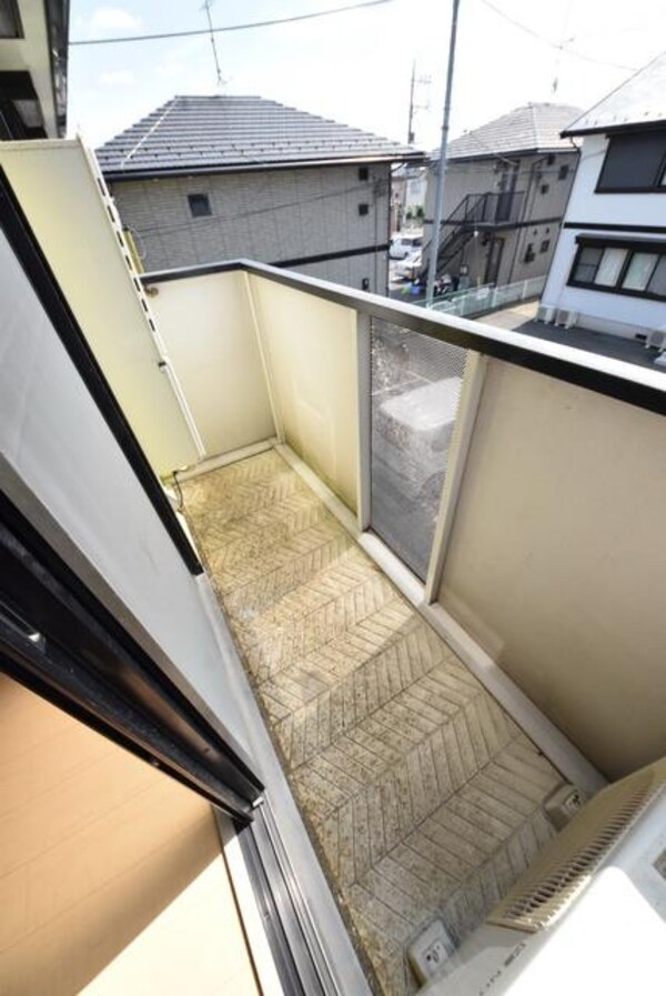 バルコニー(☆洗濯物は是非ここで☆)