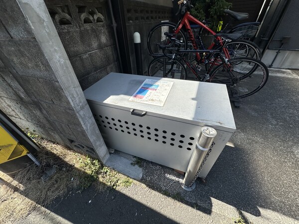 エントランス(庭)