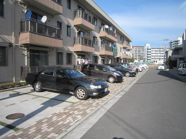 駐車場(★敷地内駐車場★)