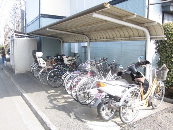 設備(☆嬉しい屋根付き自転車置き場☆)