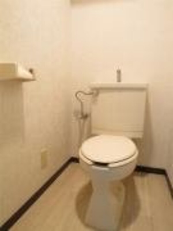 トイレ(トイレ)