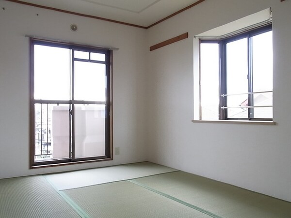 その他(☆和室は出窓付き☆)
