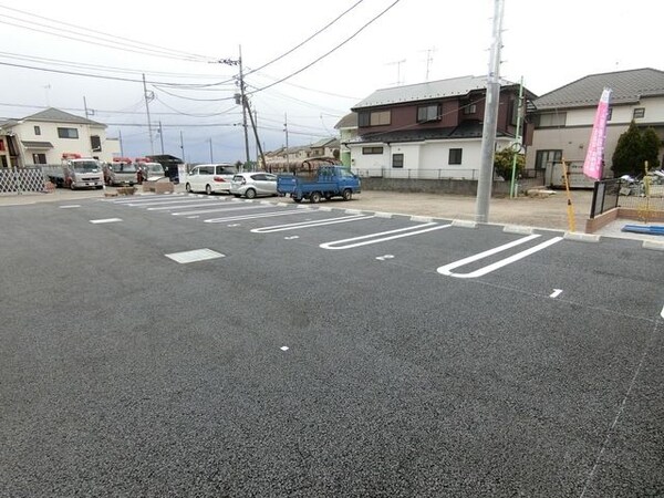 駐車場(☆外観・共有部分☆)