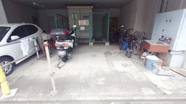 駐車場(外観・共用部分)