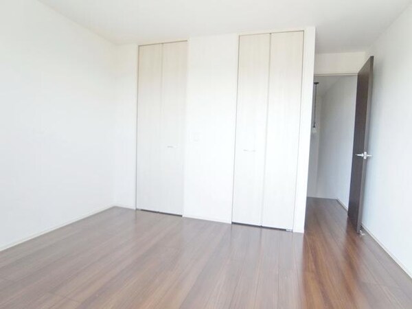 その他室内・内装(戸建感覚のお部屋で気兼ねなく遊べますね)