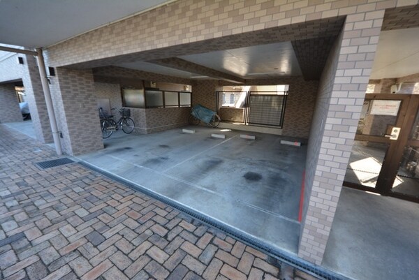 駐車場(★駐車場★)