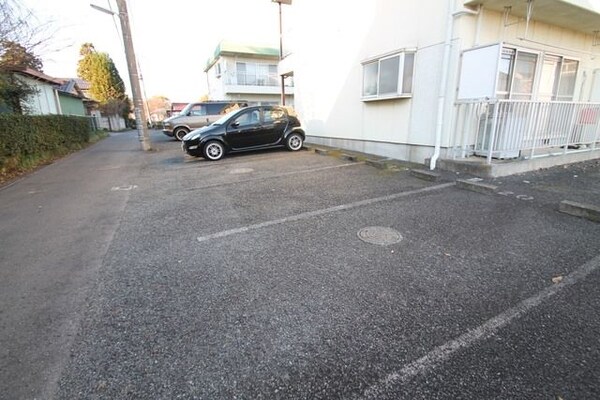 駐車場(駐車場)