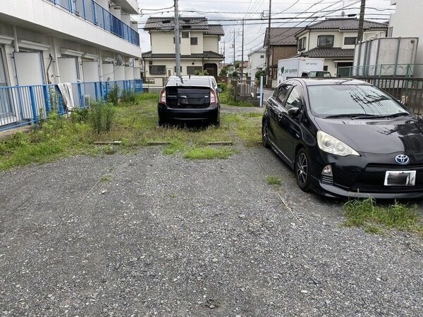 駐車場(駐車場)