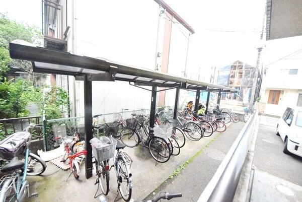 共有部分(自転車置き場)