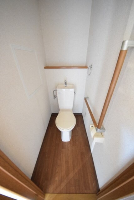 物件内観写真10　(トイレ)