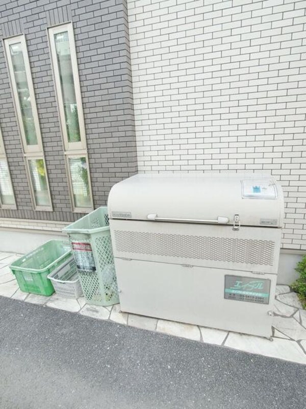共有部分(♪ゴミ出しはルールとマナーを守りましょう♪)