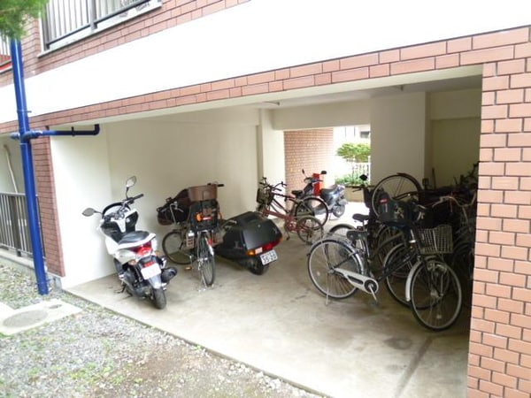 共有部分(★屋根付き駐輪場★)