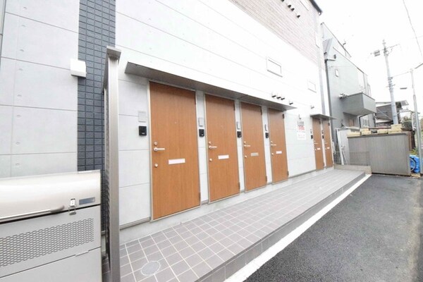 エントランス(外観・共用設備)