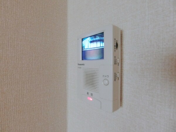 セキュリティ(☆ＴＶドアホンで来客を確認☆)