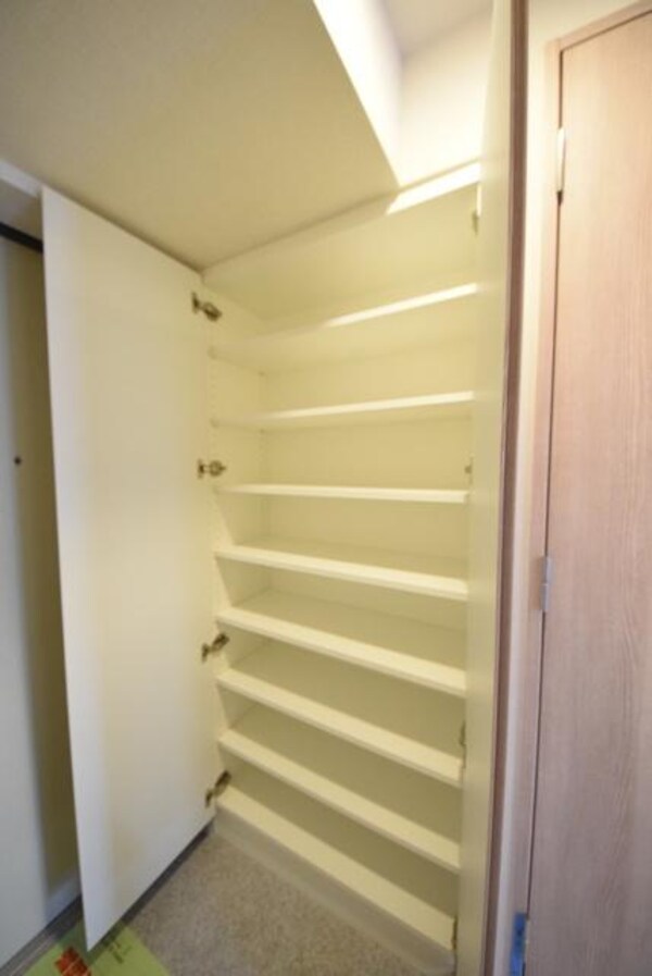 設備(☆シューズＢＯＸ☆)