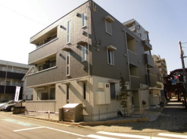 エントランス(★オートロック完備★)