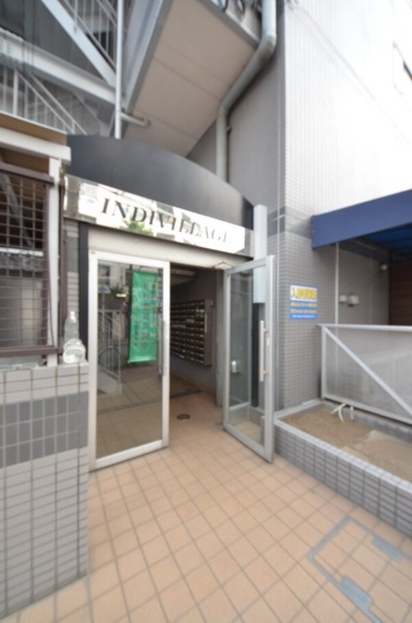 エントランス(外観・共用部分)