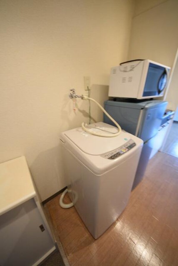 設備(室内洗濯機置場)