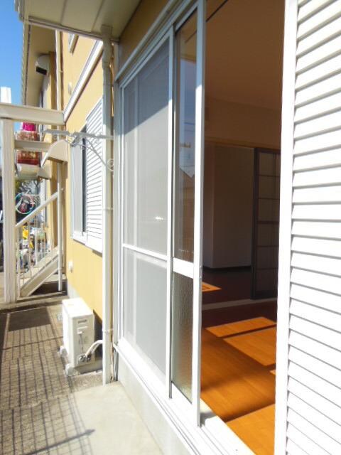 物件内観写真9　(☆お洗濯物はたっぷり陽のあたる場所で☆)