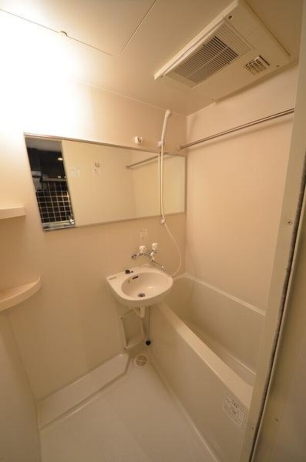 バス／シャワールーム等