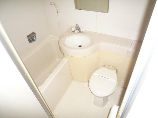 バス／シャワールーム等