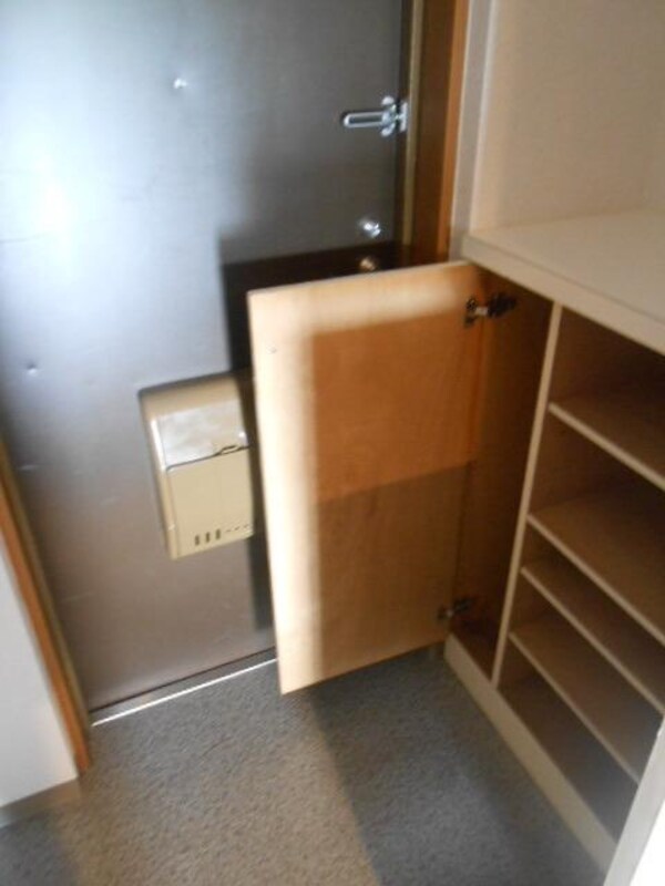 玄関(★別部屋参考写真★)