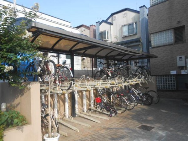 共有部分(★★敷地内、屋根付き駐輪場★★)