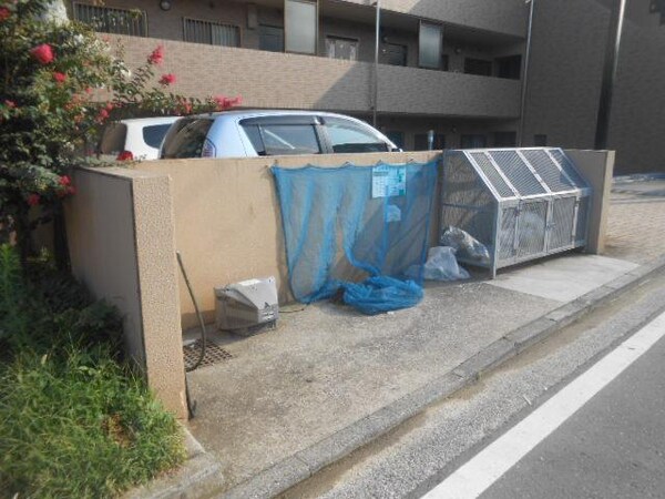 共有部分(★★敷地内、ゴミ置き場★★)