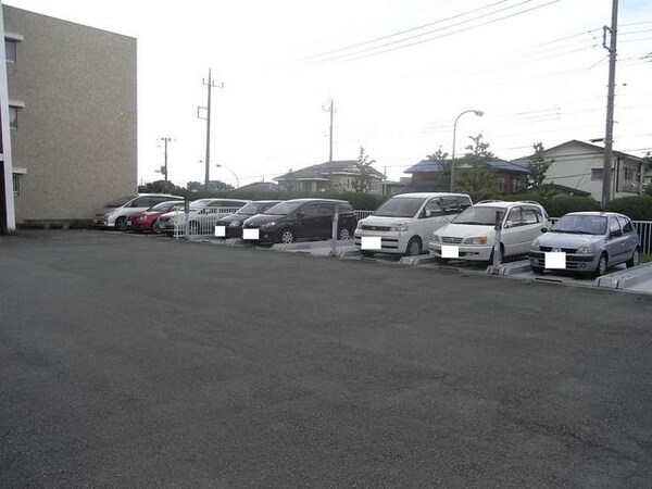 駐車場(★駐車場★)