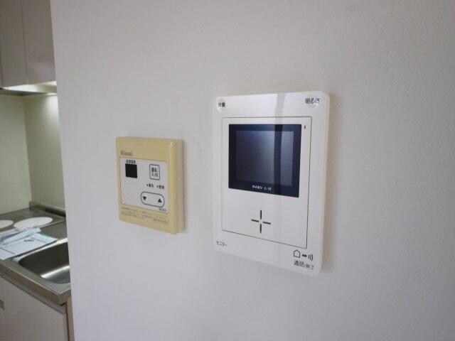 物件内観写真10　(★★TVモニター付きで安心★★)